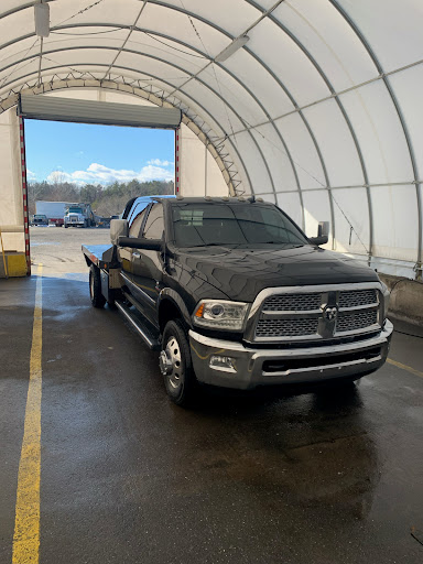 Exit 52 Truck Wash en Brentwood