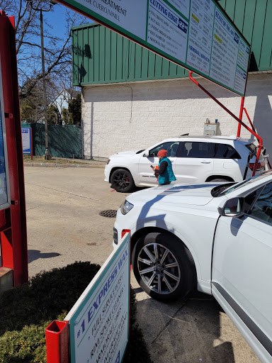 Car Wash «State of the Art Car & Van Wash», reviews and photos, 708 Broadway, Amityville, NY 11701, USA