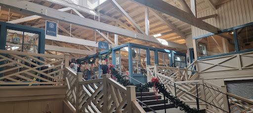 Book Store «Garden District Book Shop», reviews and photos, 2727 Prytania St, New Orleans, LA 70130, USA