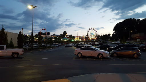 Shopping Mall «Lakeshore Mall», reviews and photos, 150 Pearl Nix Pkwy, Gainesville, GA 30501, USA