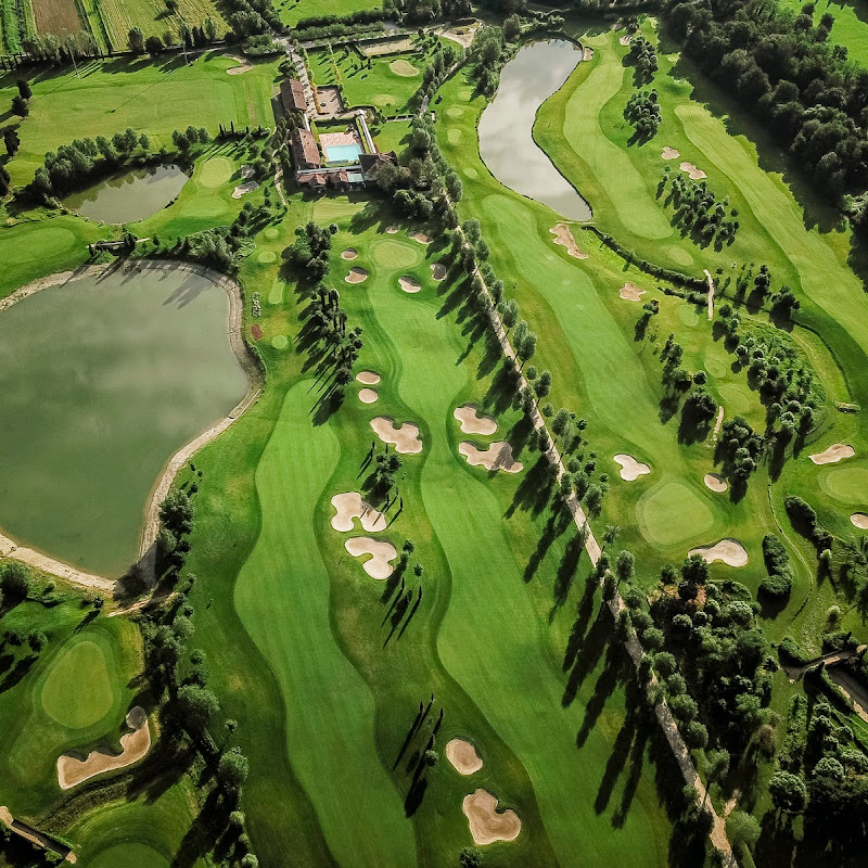 Le Pavoniere Golf&Country Club