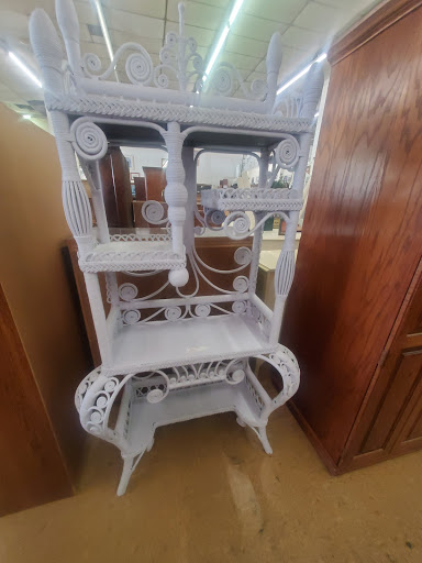 Thrift Store «Good Samaritan Thrift Store», reviews and photos, 4680 N Southside Plaza St, Richmond, VA 23224, USA