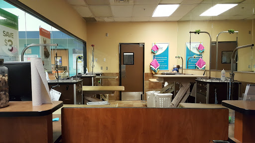 Pet Supply Store «PetSmart», reviews and photos, 8111 Brier Creek Pkwy, Raleigh, NC 27617, USA