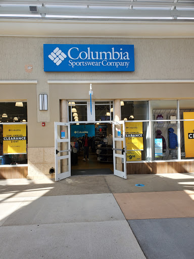 Sportswear Store «Columbia Sportswear Outlet Store - Orlando Premium Outlets», reviews and photos, 8166 Vineland Ave #1765, Orlando, FL 32821, USA