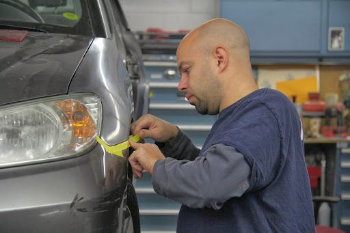 Auto Body Shop «Hoffman Auto Body: East Hartford», reviews and photos, 700 Connecticut Blvd, East Hartford, CT 06108, USA