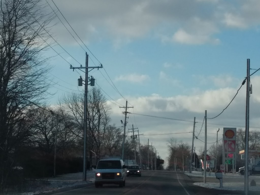 Danny & Faye's Beauty Shop 47201