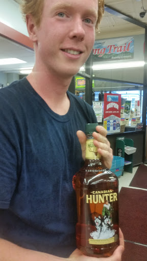 Liquor Store «Pearl Street Beverage», reviews and photos, 240 Pearl St, Burlington, VT 05401, USA