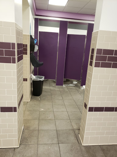 Health Club «Crunch - Woodbridge», reviews and photos, 789 St George Ave, Woodbridge, NJ 07095, USA