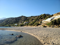 Skinos beach'in fotoğrafı ve güzel manzarası