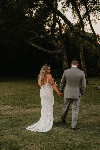 Bridal Shop «a&bé bridal shop dallas», reviews and photos, 154 Glass St #110, Dallas, TX 75207, USA