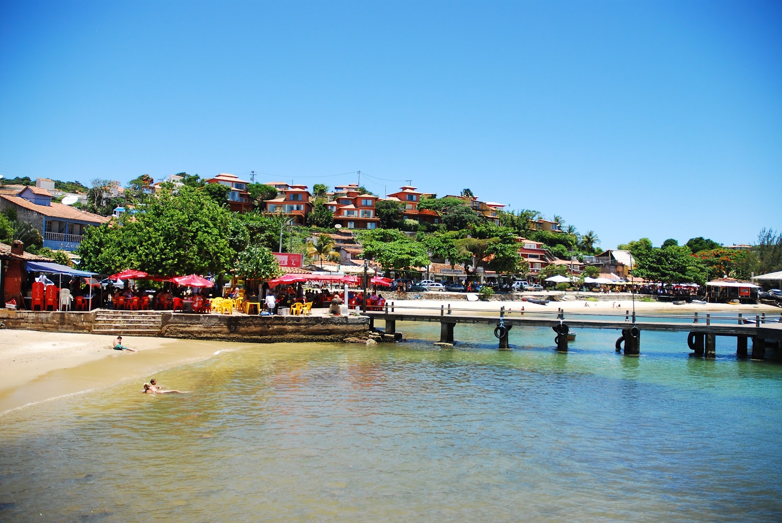 Praia do Canto'in fotoğrafı - rahatlamayı sevenler arasında popüler bir yer