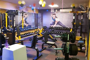 S-Adolf Fitness Club image