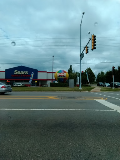 Hardware Store «Sears Appliance and Hardware Store», reviews and photos, 200 N Weber Rd, Bolingbrook, IL 60440, USA