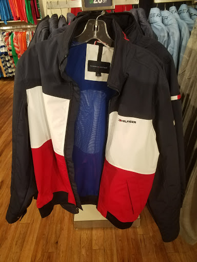 Outlet Mall «Sanibel Outlets», reviews and photos, 20350 Summerlin Rd, Fort Myers, FL 33908, USA