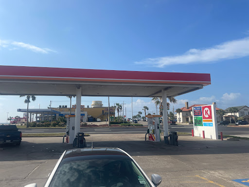 Convenience Store «Corner Store», reviews and photos, 628 Broadway Avenue J, Galveston, TX 77550, USA