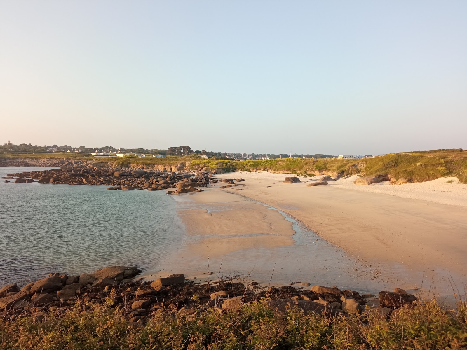Plage de Pors Ar Marc'h'in fotoğrafı çok temiz temizlik seviyesi ile