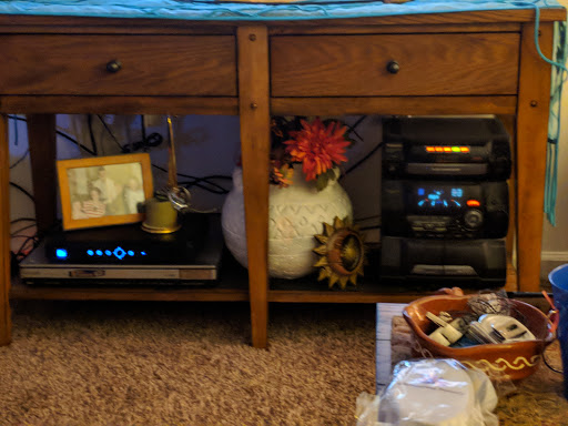 Mattress Store «Nicholls Furniture Showcase», reviews and photos, 985 S Prospect St, Marion, OH 43302, USA