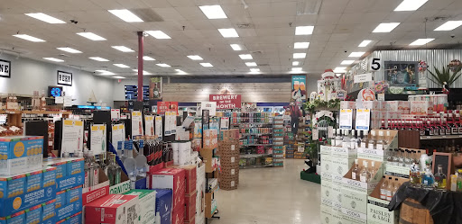 Wine Store «Bay Ridge Wine & Spirits», reviews and photos, 111 Hillsmere Dr, Annapolis, MD 21403, USA