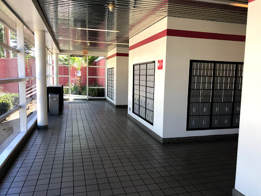 Post Office «US Post Office», reviews and photos, 9777 Wilshire Blvd # Gf-02, Beverly Hills, CA 90212, USA