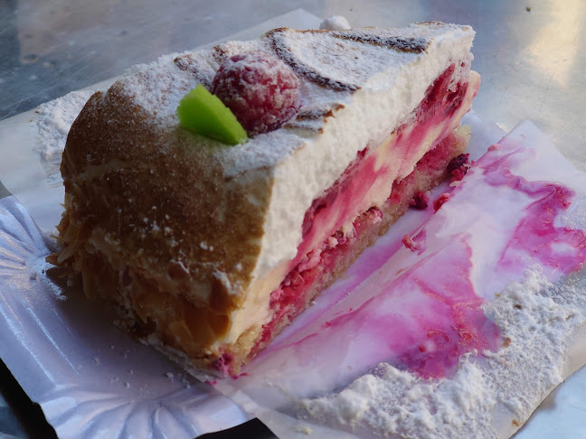 Storchenbäckerei Keller AG Telefonnummer