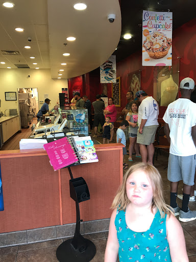 Ice Cream Shop «Cold Stone Creamery», reviews and photos, 4013 Welsh Rd, Willow Grove, PA 19090, USA