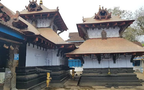 Thiruvilwamala Sree Vilwadrinatha Temple image