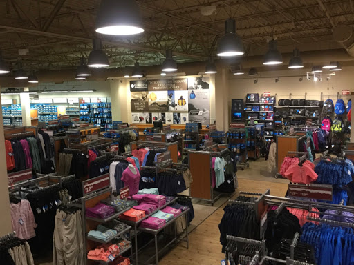 Sportswear Store «Columbia Sportswear Outlet Store at Premium Outlets Hagerstown», reviews and photos, 495 Premium Outlets Blvd, Hagerstown, MD 21740, USA