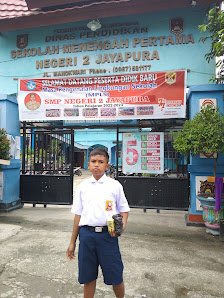 Oleh pemilik - SMP Negeri 2 Jayapura