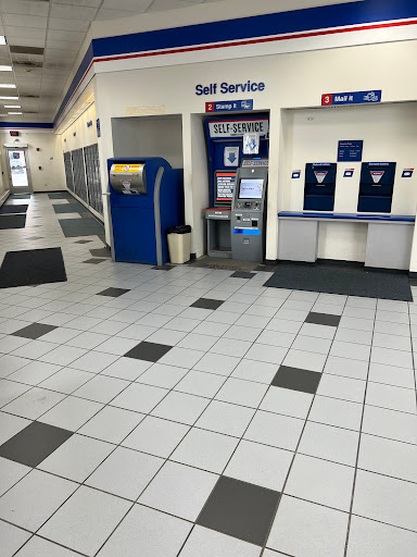 Post Office «United States Postal Service», reviews and photos, 7101 W Gunnison St, Harwood Heights, IL 60706, USA