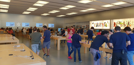 Computer Store «Apple Knox Street», reviews and photos, 3101 Knox St, Dallas, TX 75205, USA