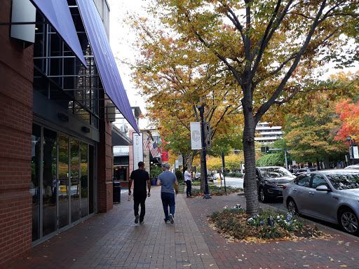 Shopping Mall «Crystal City Shops», reviews and photos, 2200 Crystal Dr, Arlington, VA 22202, USA