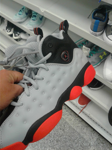 Clothing Store «Ross Dress for Less», reviews and photos, 523 S MacDade Blvd, Holmes, PA 19043, USA