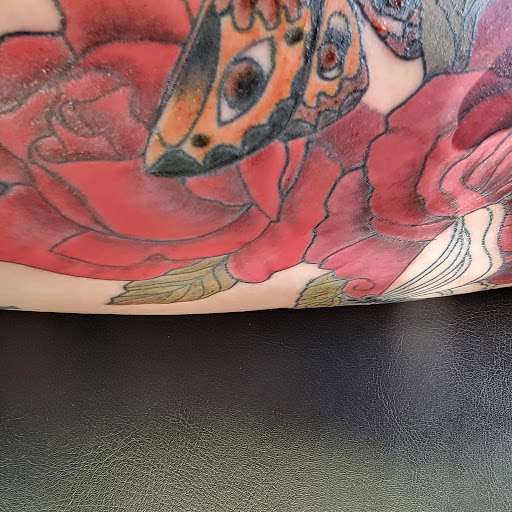 Tattoo Shop «Sacramento Tattoo and Piercing», reviews and photos, 2722 X St, Sacramento, CA 95818, USA