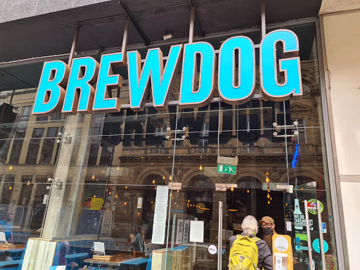 Dog friendly bars in Manchester