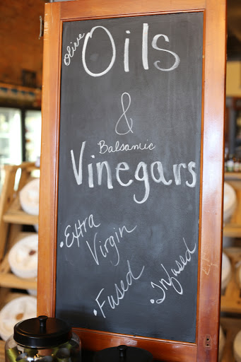 Natural Foods Store «Herb and Olive Market», reviews and photos, 32 Public Square, Elizabethtown, KY 42701, USA