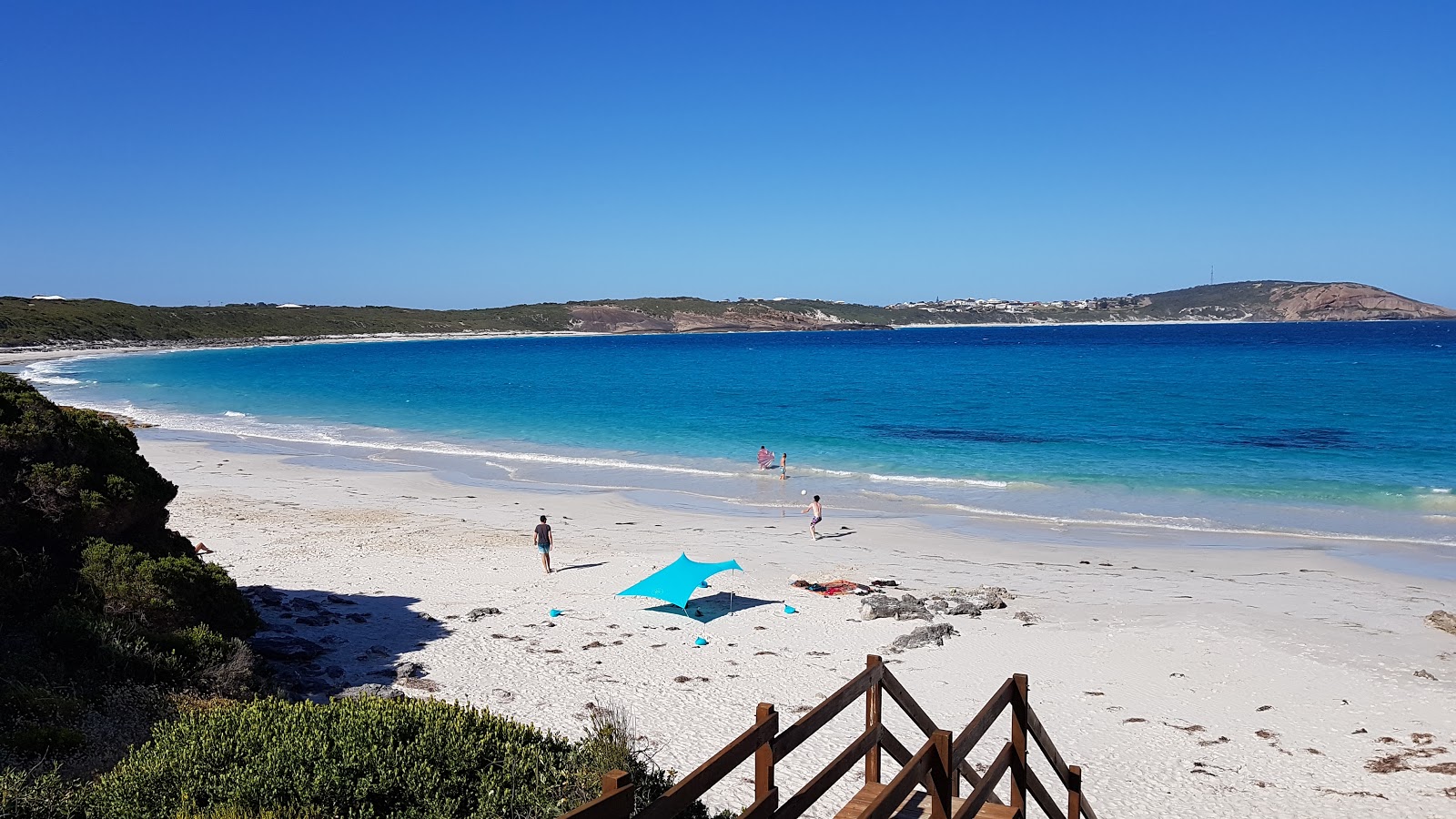 Photo de Blue Haven Beach avec baie longue