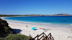 Photo de Blue Haven Beach avec baie longue