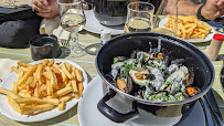 Moules-frites du Restaurant français Le Marina à Camiers - n°3