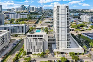 Cortland Midtown Miami image