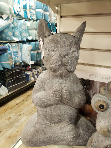 Shopping Mall «Villaggio Shopping Center», reviews and photos, 7959 N Blackstone Ave, Fresno, CA 93720, USA