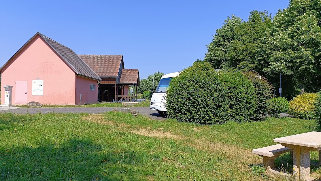 Aire d'accueil De La Porte D'alsace à Chavannes-sur-l'Étang (Haut-Rhin 68)