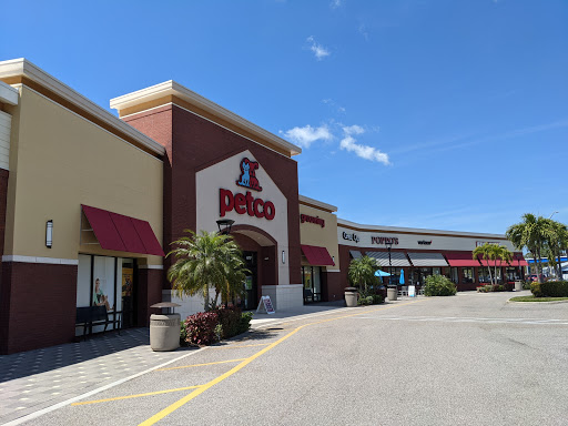 GoWireless Verizon Authorized Retailer, 6781 Manatee Ave W, Bradenton, FL 34209, USA, 