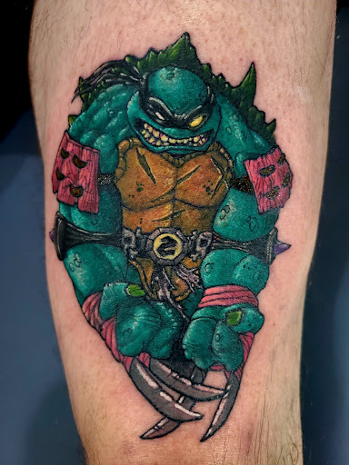 Explore weed leaf tattoo ideas, creative tattoo ideas in Omaha, available at LeVeL UP Tattoo