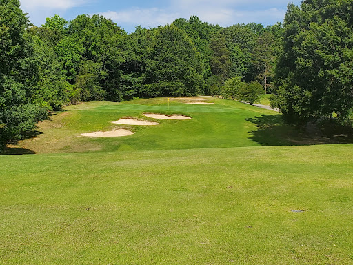 Golf Course «Oak Hollow Golf Course», reviews and photos, 3400 N Centennial St, High Point, NC 27265, USA