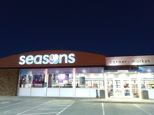 Convenience Store «Seasons Corner Market», reviews and photos, 8 Cranberry Hwy, West Wareham, MA 02576, USA
