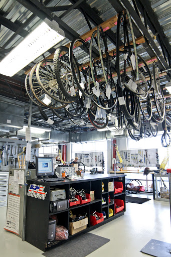 Bicycle Store «Bicycle Garage Indy & BGI Fitness», reviews and photos, 4340 E 82nd St, Indianapolis, IN 46250, USA