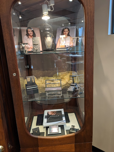 Jewelry Store «Pearce Jewelers», reviews and photos, 41 Glen Rd, West Lebanon, NH 03784, USA