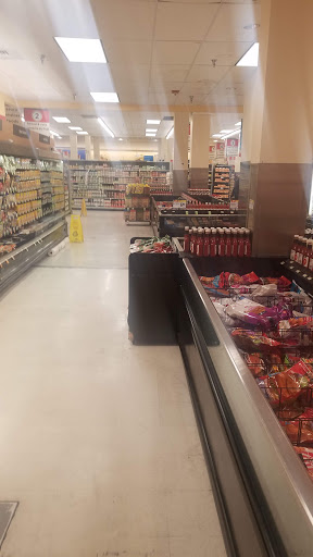 Supermarket «Shoppers Food & Pharmacy - Catonsville Plz», reviews and photos, 5457 Baltimore National Pike, Baltimore, MD 21229, USA