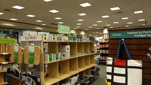 Book Store «Barnes & Noble», reviews and photos, 6111 Sunrise Blvd, Citrus Heights, CA 95610, USA