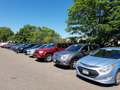 Used Car Dealer «Original Owner Autos», reviews and photos, 9811 Hamilton Rd, Eden Prairie, MN 55344, USA
